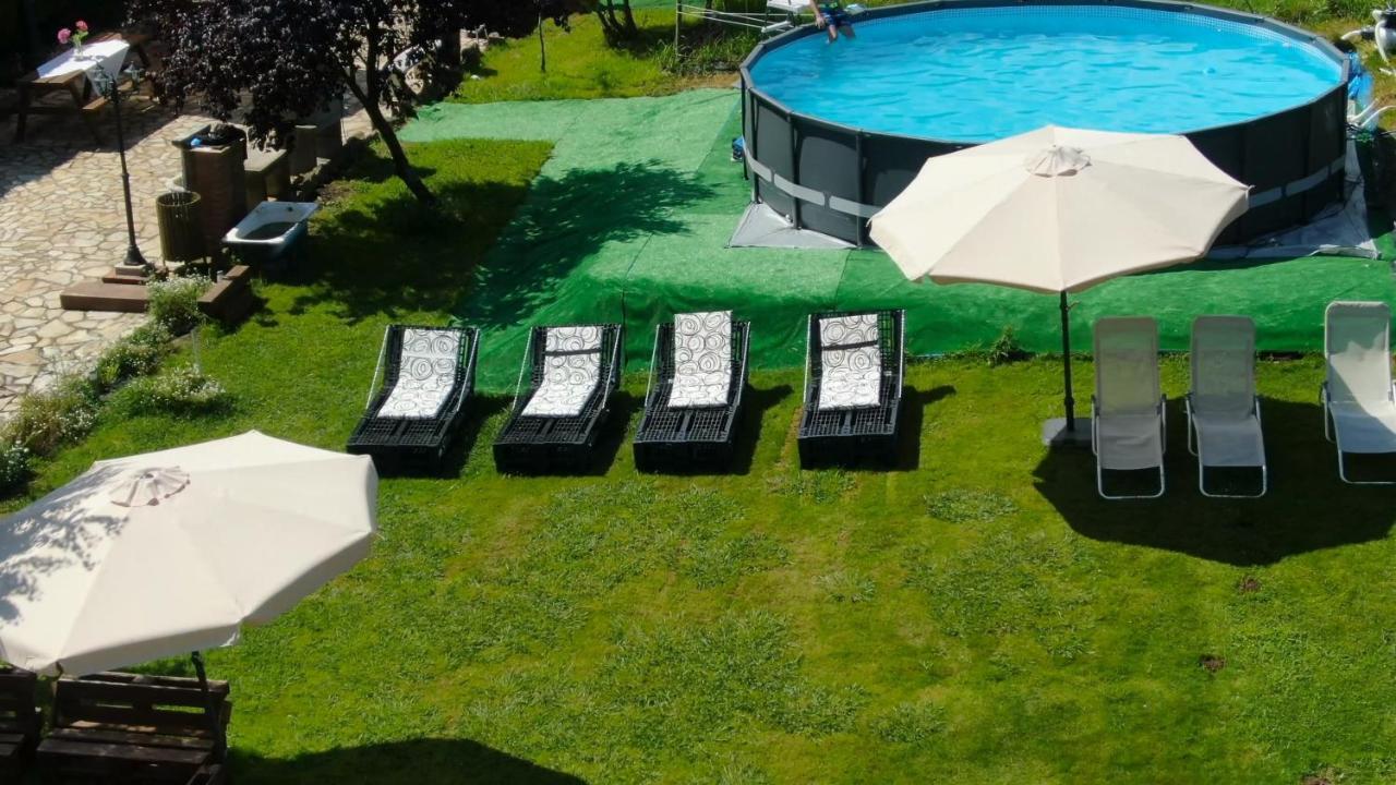 Casa Madrazo Con Piscina Y Parrillas Praves Exterior photo